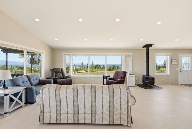 4746 Furze Rd, Clayton, WA 99110