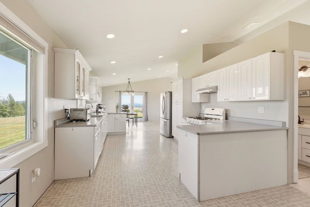 4746 Furze Rd, Clayton, WA 99110