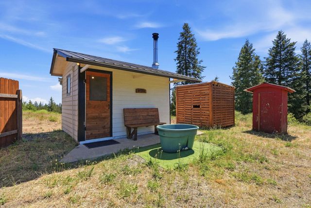 4746 Furze Rd, Clayton, WA 99110