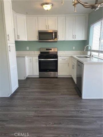 11422 Citrus Glen Lane, Fontana, CA 92337