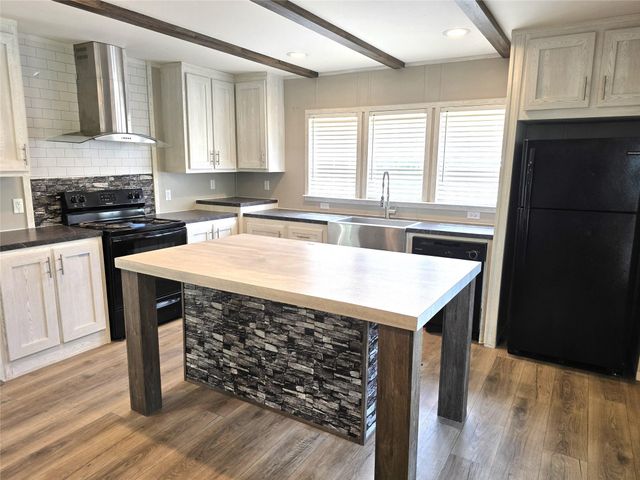 215 Buffalo Way, Trinity, TX 75862