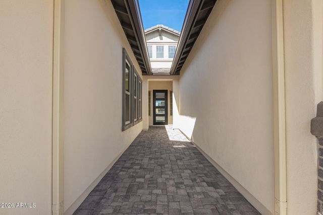 2642 E VIRGINIA Street, Mesa, AZ 85213