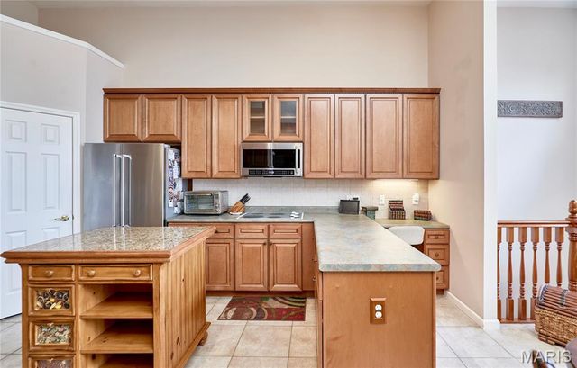 38 Silent Brook Court, Lake St Louis, MO 63367