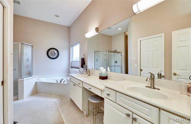 38 Silent Brook Court, Lake St Louis, MO 63367