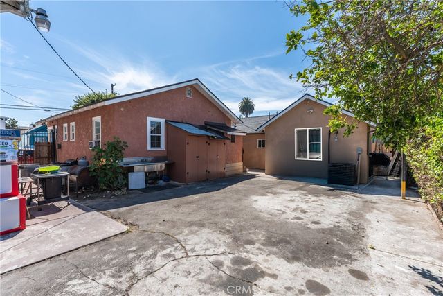 4255 Menlo, Los Angeles, CA 90037