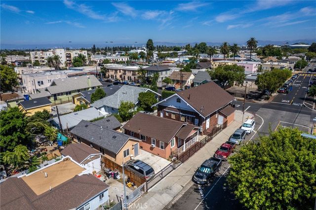 4255 Menlo, Los Angeles, CA 90037