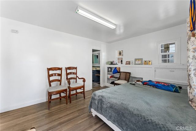4255 Menlo, Los Angeles, CA 90037
