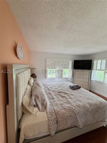 5961 N Falls Cir Dr 408, Lauderhill, FL 33319