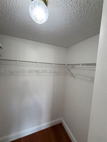 5961 N Falls Cir Dr 408, Lauderhill, FL 33319