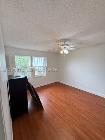 5961 N Falls Cir Dr 408, Lauderhill, FL 33319