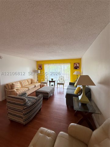 5961 N Falls Cir Dr 408, Lauderhill, FL 33319