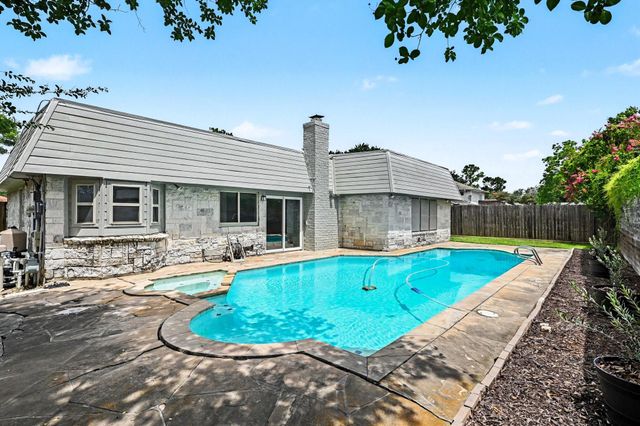 12063 Mulholland Drive, Meadows Place, TX 77477