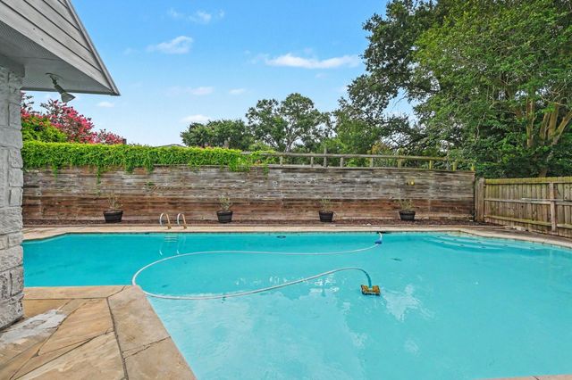 12063 Mulholland Drive, Meadows Place, TX 77477