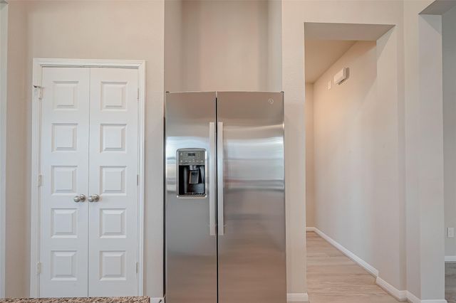 1091 Lilly Lane, Bellville, TX 77418