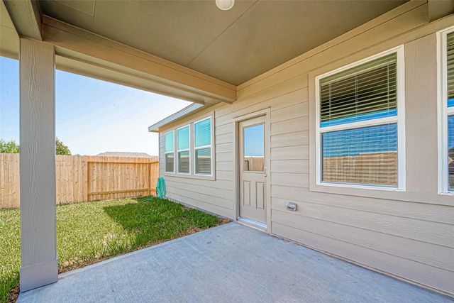 1091 Lilly Lane, Bellville, TX 77418