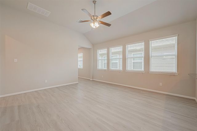 1091 Lilly Lane, Bellville, TX 77418