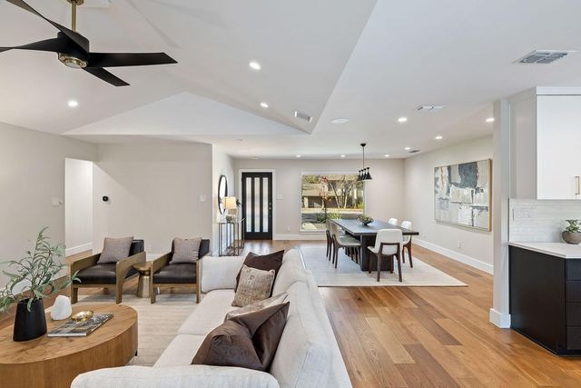 2615 Barton Hills DR, Austin, TX 78704