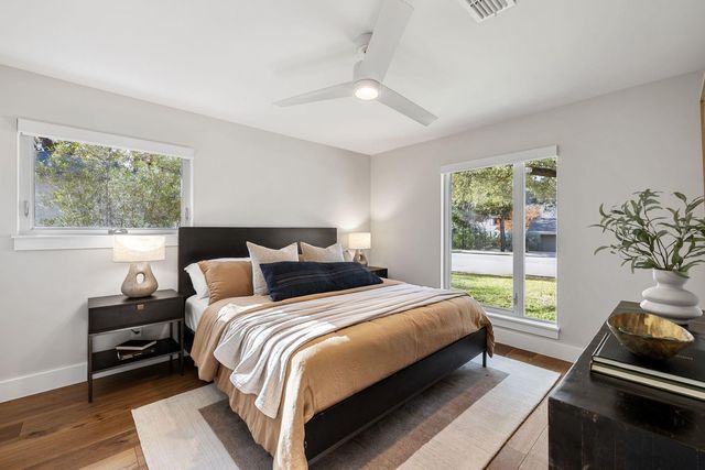 2615 Barton Hills DR, Austin, TX 78704