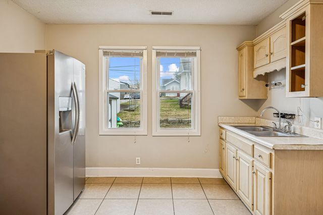 515 Water St, Carthage, TN 37030