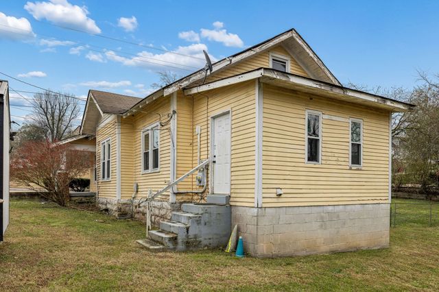 515 Water St, Carthage, TN 37030