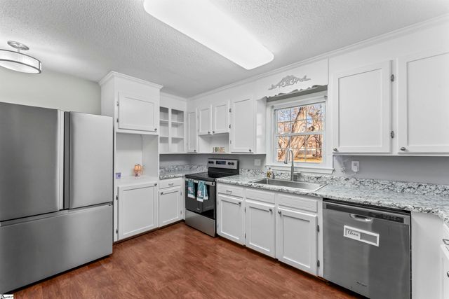 304 Stonehaven Drive, Anderson, SC 29625