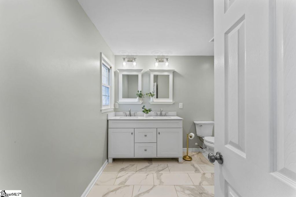 304 Stonehaven Drive, Anderson, SC 29625