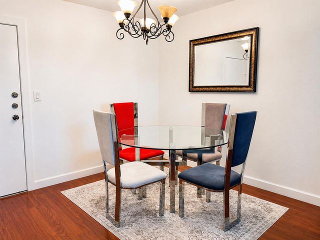 7000 NW 17th Street 203, Plantation, FL 33313