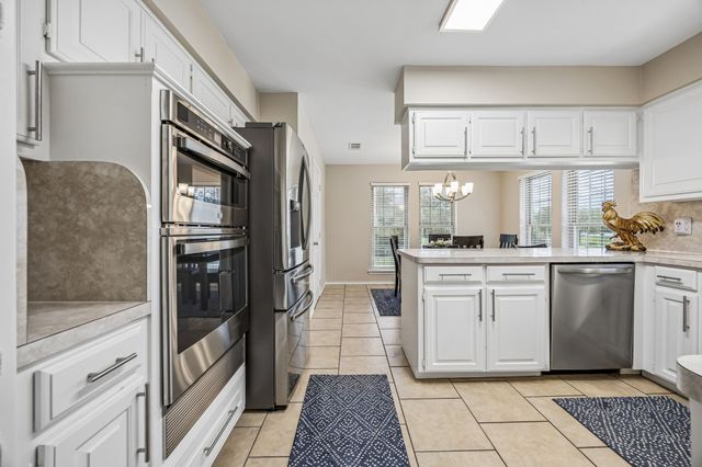 807 E State Highway 11, Tom Bean, TX 75491