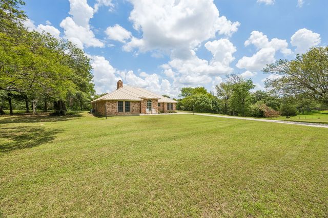 807 E State Highway 11, Tom Bean, TX 75491