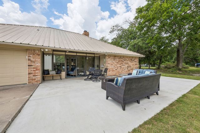 807 E State Highway 11, Tom Bean, TX 75491