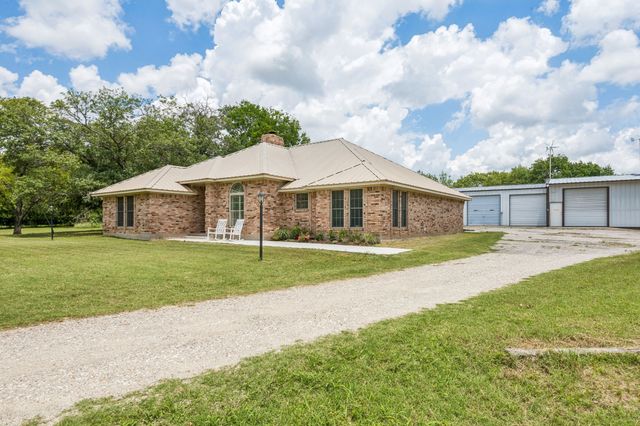 807 E State Highway 11, Tom Bean, TX 75491