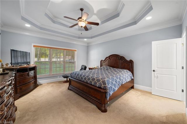 1842 Grove Pines Court, Kernersville, NC 27284