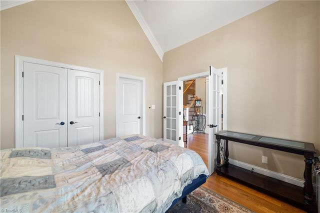 1842 Grove Pines Court, Kernersville, NC 27284