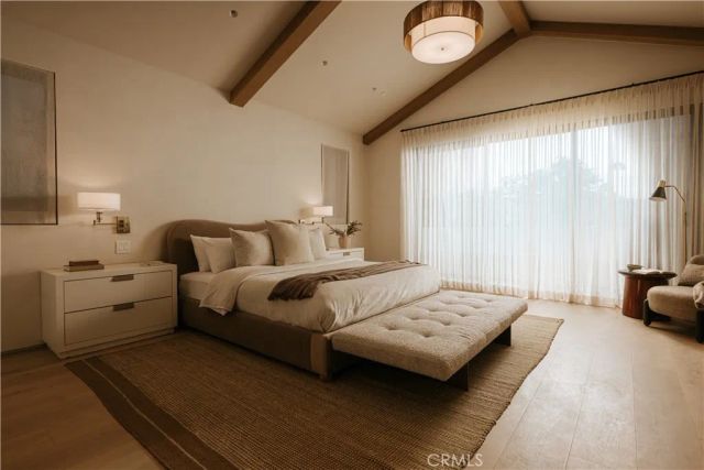 13218 Hesby Street, Sherman Oaks, CA 91423
