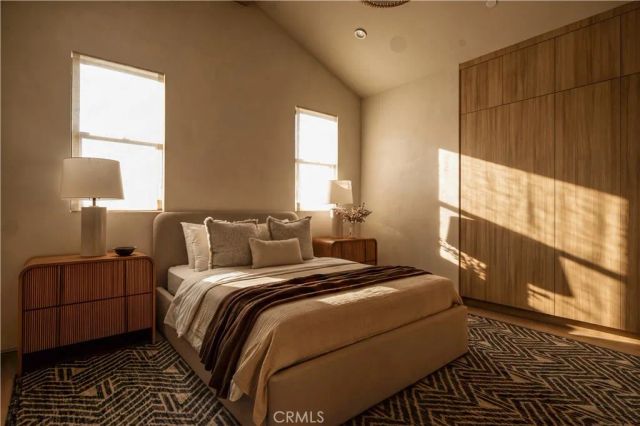 13218 Hesby Street, Sherman Oaks, CA 91423