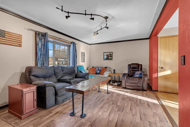 1000 22nd Avenue N, Saint Cloud, MN 56303