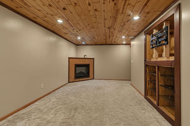 1000 22nd Avenue N, Saint Cloud, MN 56303