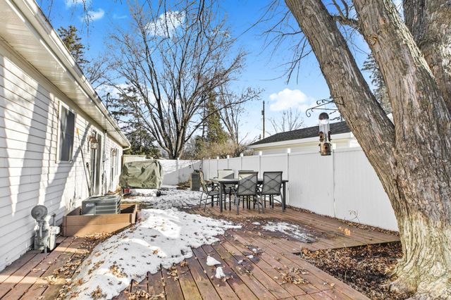 1000 22nd Avenue N, Saint Cloud, MN 56303