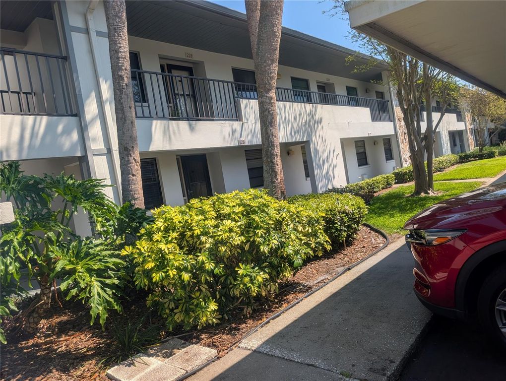 1601 43RD STREET N 129, St Petersburg, FL 33713