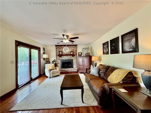 46 Shannon Drive, Hurricane, WV 25526