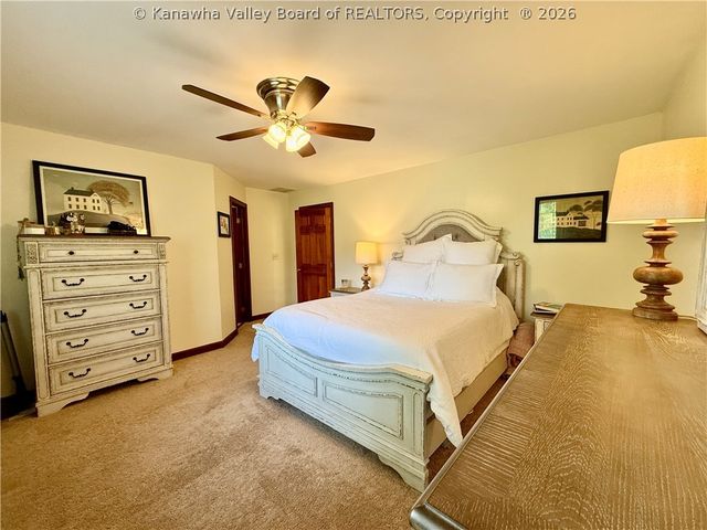 46 Shannon Drive, Hurricane, WV 25526