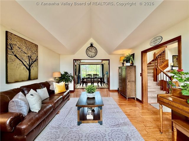 46 Shannon Drive, Hurricane, WV 25526