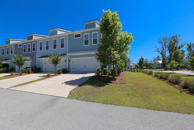 3115 Sturbridge Road, Mount Pleasant, SC 29466