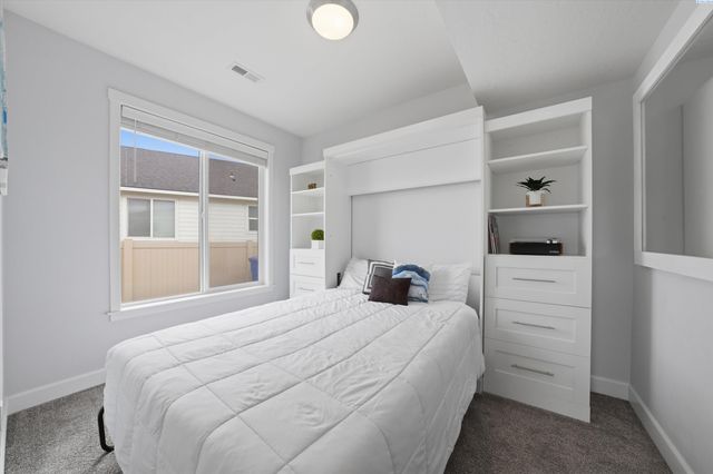 4730 Roark Dr, Richland, WA 99352