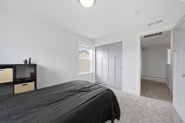 4730 Roark Dr, Richland, WA 99352