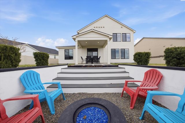 4730 Roark Dr, Richland, WA 99352