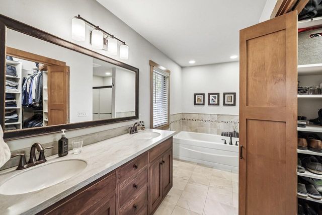 7450 South Avenue, Middleton, WI 53562