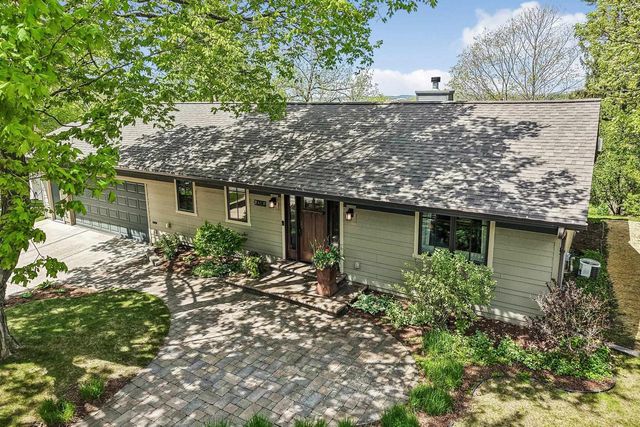 7450 South Avenue, Middleton, WI 53562