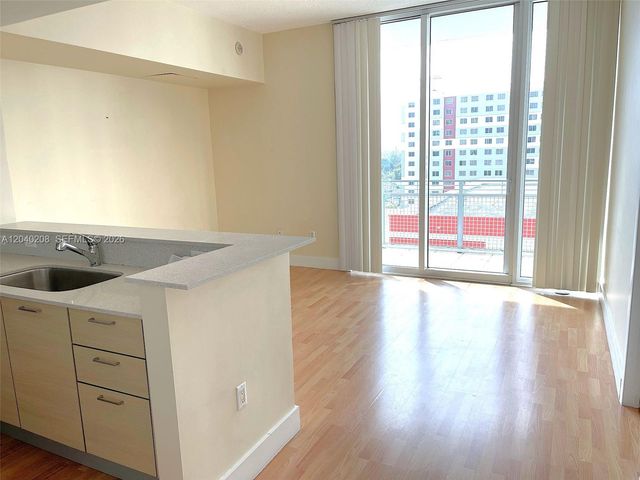 350 NE 24th Street 814, Miami, FL 33137