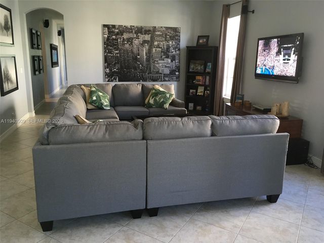 184 W Bay Cedar Cir, Jupiter, FL 33458